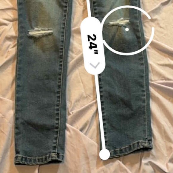 ****Wallflower Ultra Fit Midrise Skinny Denim CROPPED Jeans. SIZE 5 - Picture 10 of 10